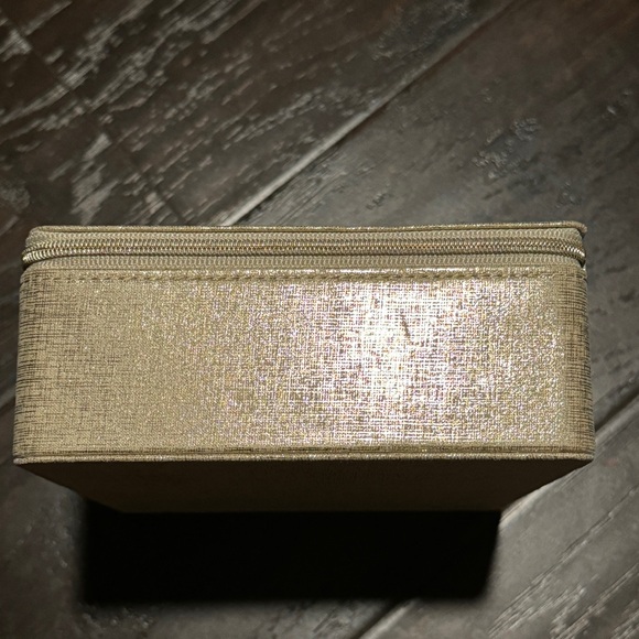 💎 New! Christian Dior Prestige Gold Lame’ Monogram Storage Case - Picture 7 of 10